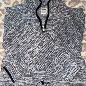 PINK/Victoria’s Secret pull over